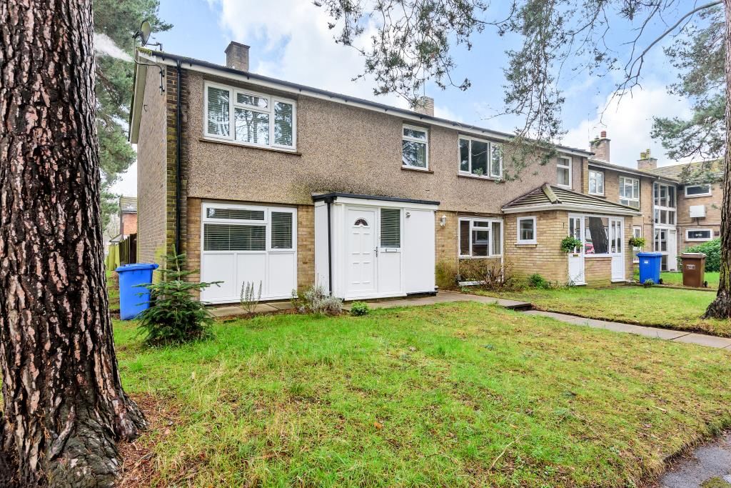 3 bed end terrace house for sale in Harmans Water, Bracknell RG12, £