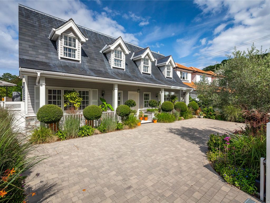 4 bed detached house for sale in Links Road, Poole, Dorset BH14, £