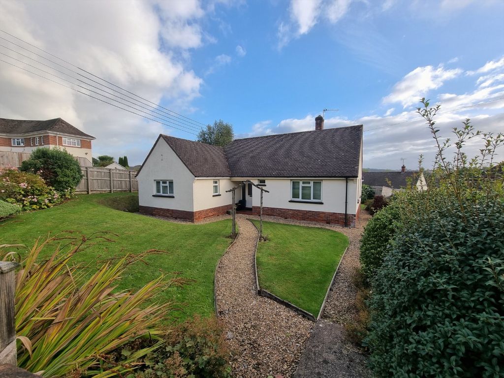 3 bed bungalow for sale in Rackenford Road, Tiverton, Devon EX16 Zoopla