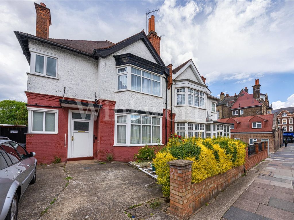 Rodborough Road, London NW11