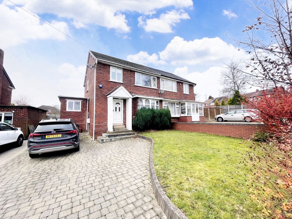 3 bed semidetached house for sale in St. Margarets Road, Great Barr