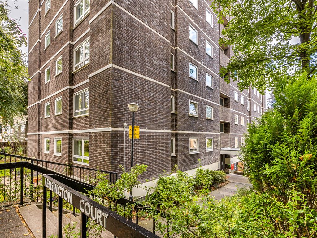 Kensington Road, Kensington Court, Dowanhill G12  