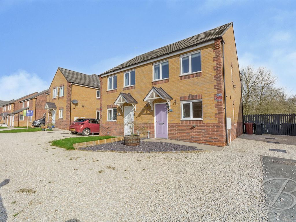 3 bed semidetached house for sale in Primrose Way, Langwith Junction