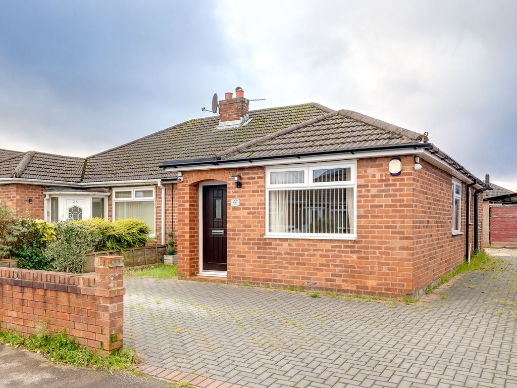 3 bed semidetached bungalow for sale in Pendennis Crescent, Hindley