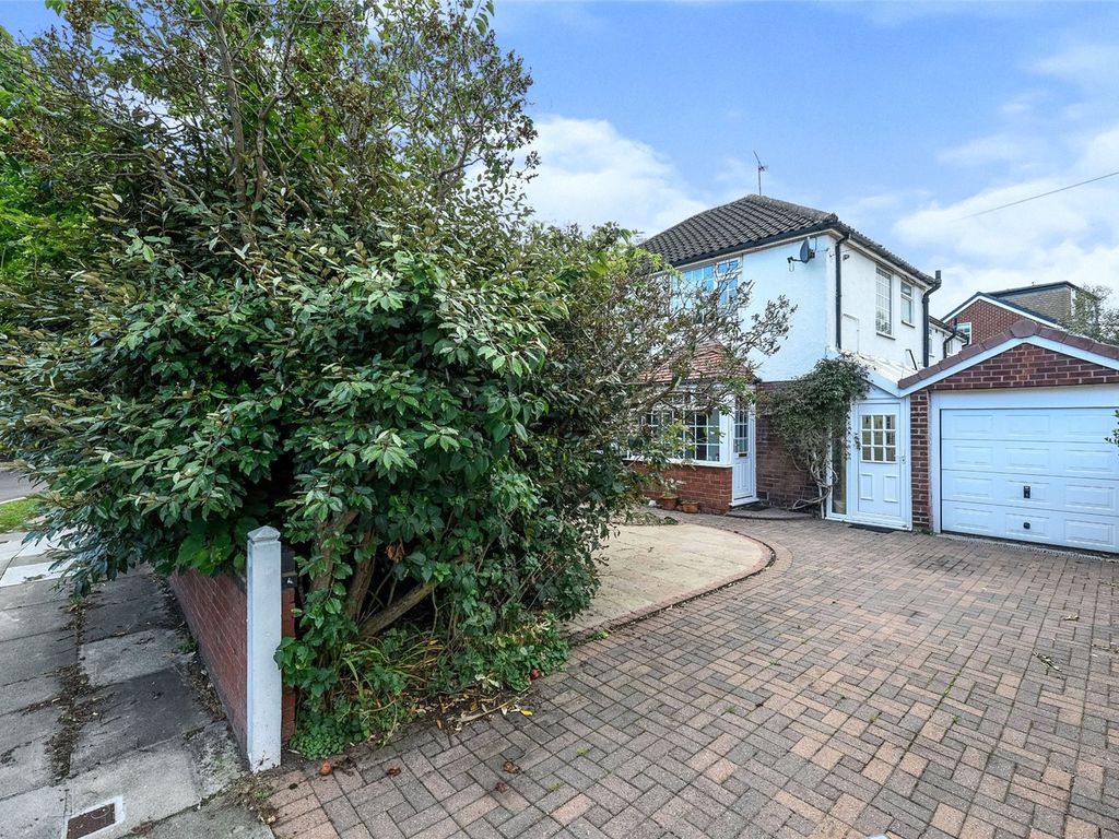 3 bed semidetached house for sale in Lonsdale Road, Formby, Liverpool