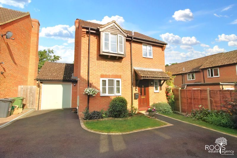 3 bed detached house for sale in Ashman Road, Thatcham RG19 Zoopla