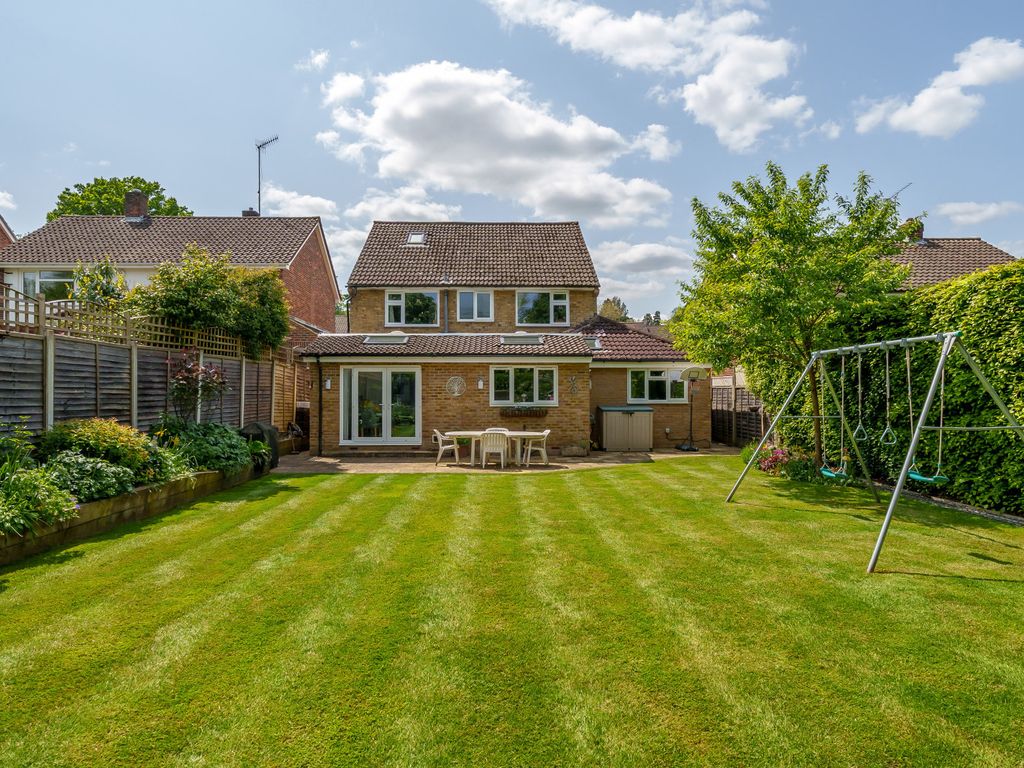 5 bed detached house for sale in St. Johns Rise, St Johns, Woking GU21