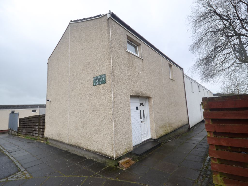 4 bed end terrace house for sale in Ashiestiel Court, Cumbernauld G67
