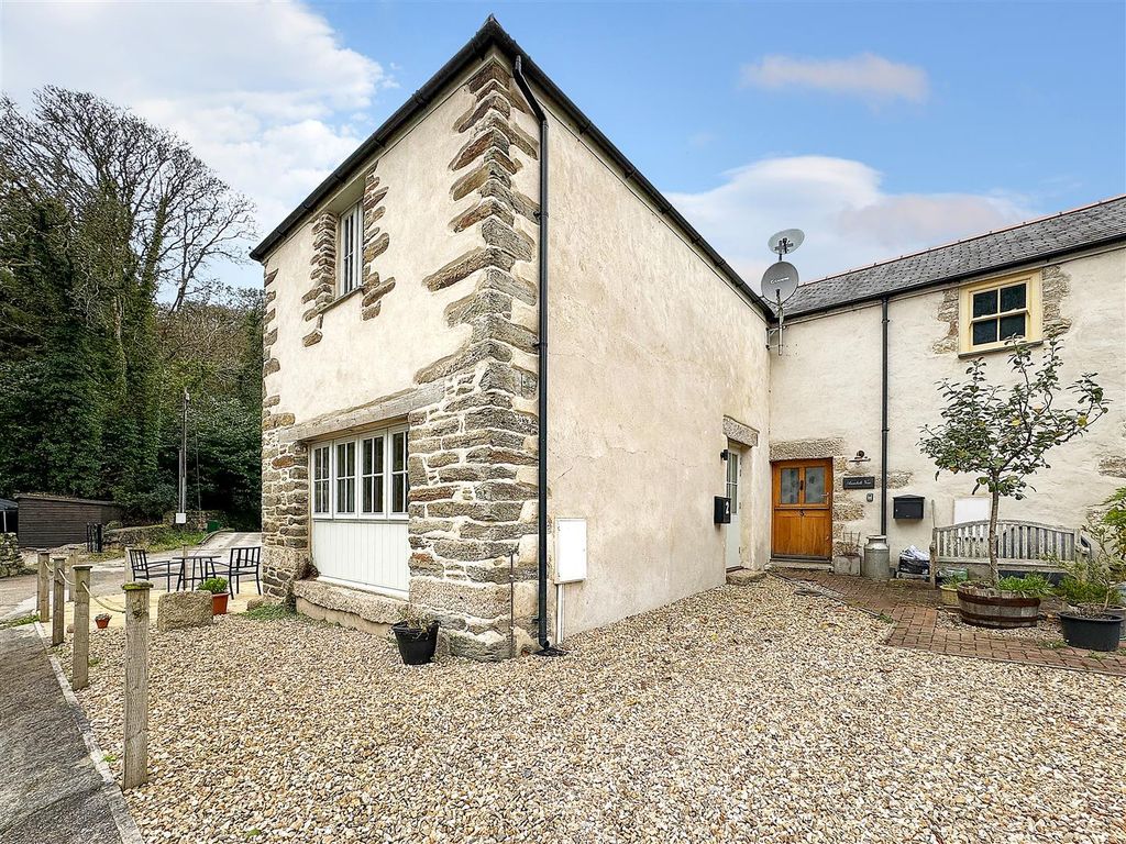 2 bed barn conversion for sale in Trevarno, Sithney, Helston TR13, £