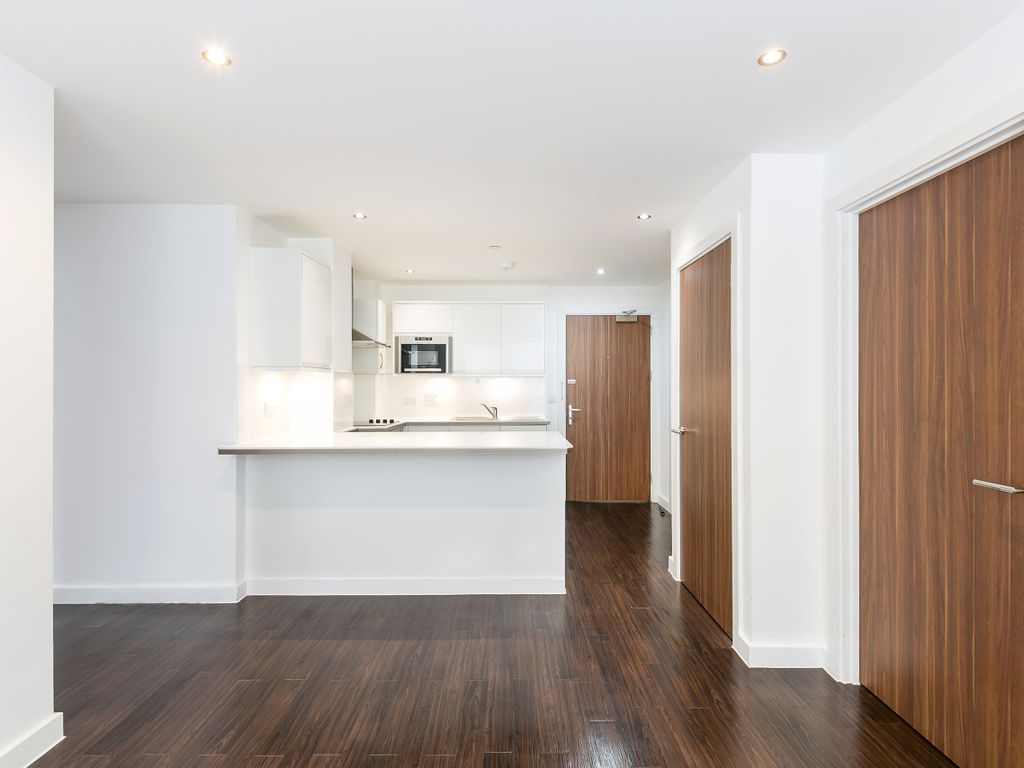 1 bed flat to rent in Northumberland House, 27 Wellesley Road, Sutton