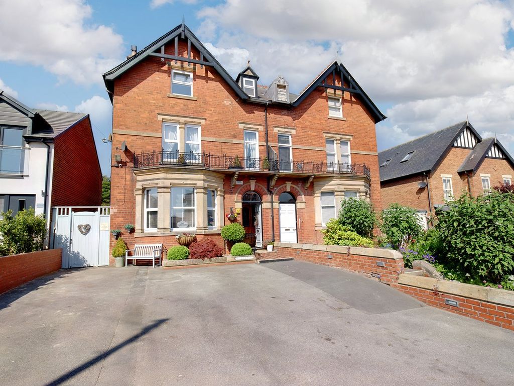 7 bed semidetached house for sale in Prospect Hill, Whitby YO21 Zoopla