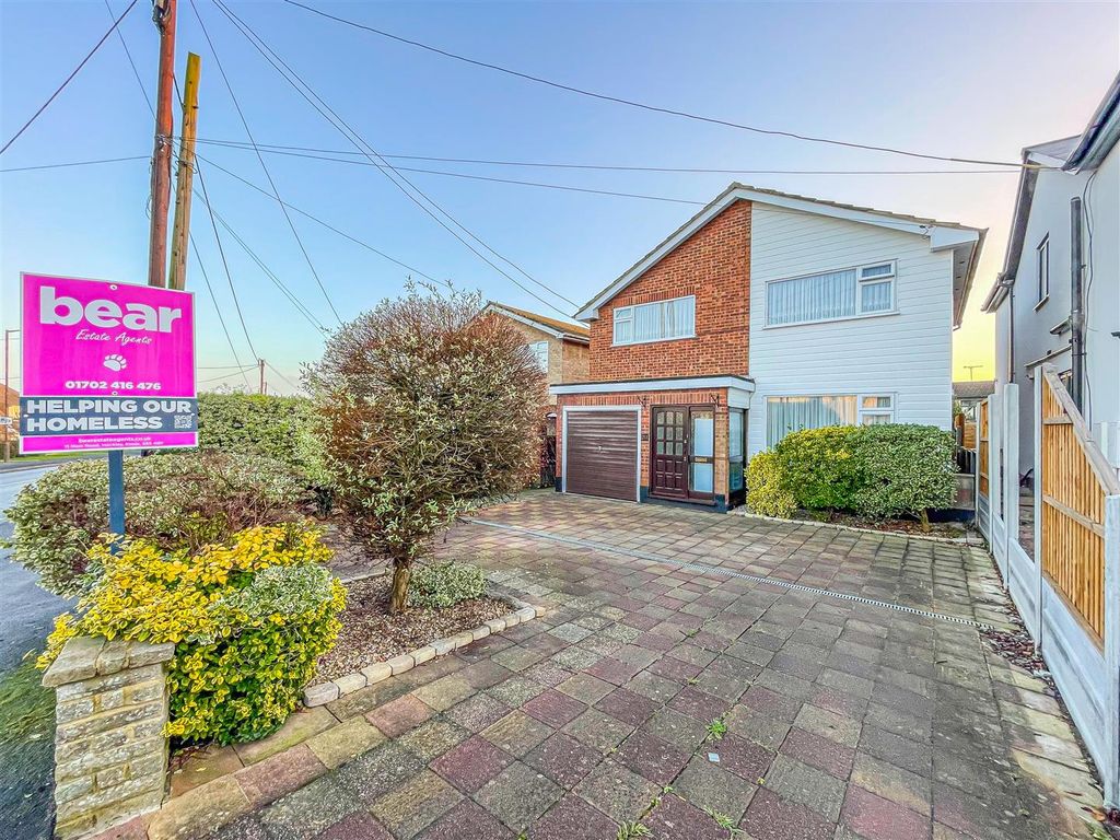 4 bed detached house for sale in Main Road, Hawkwell, Hockley SS5 Zoopla