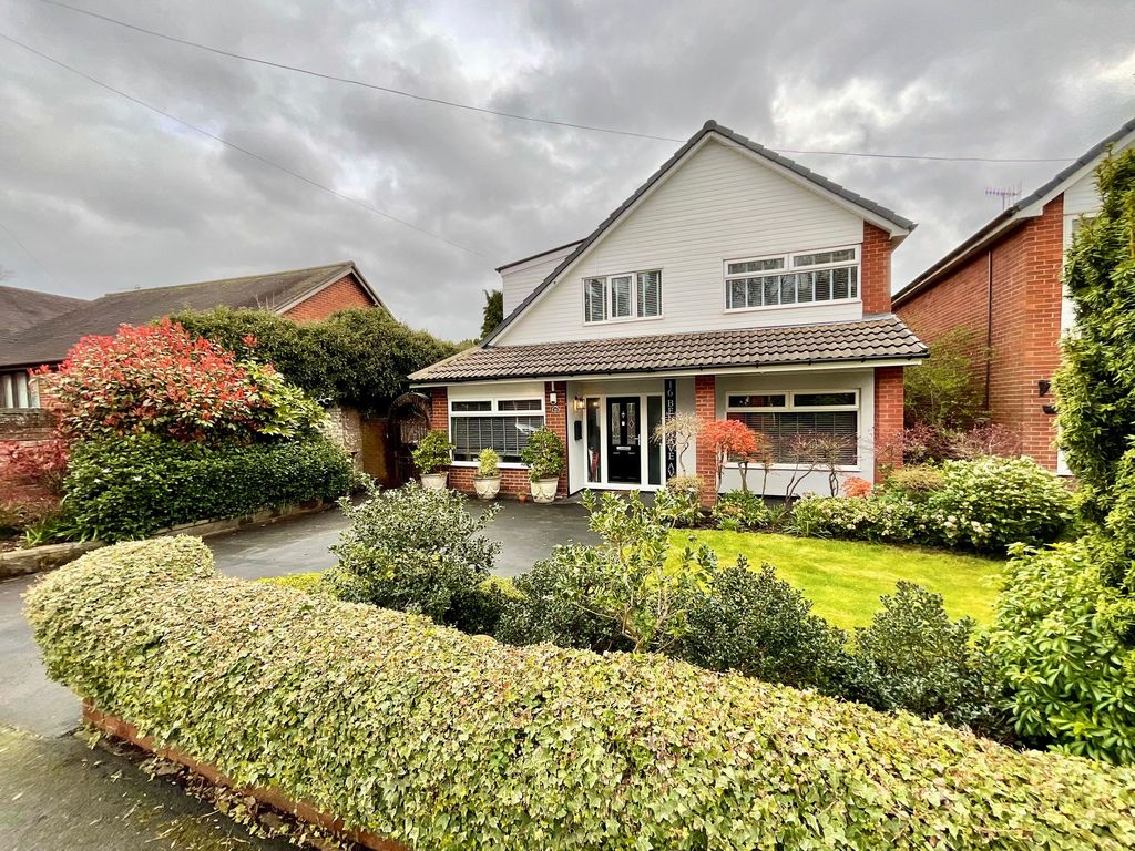 3 bed detached house for sale in Belgrave Avenue, Longton, StokeOn