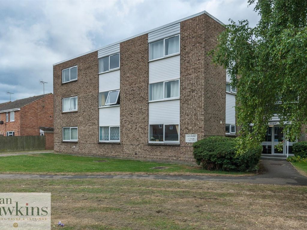 1 bed flat for sale in Shakespeare Road, Royal Wootton Bassett, Swindon