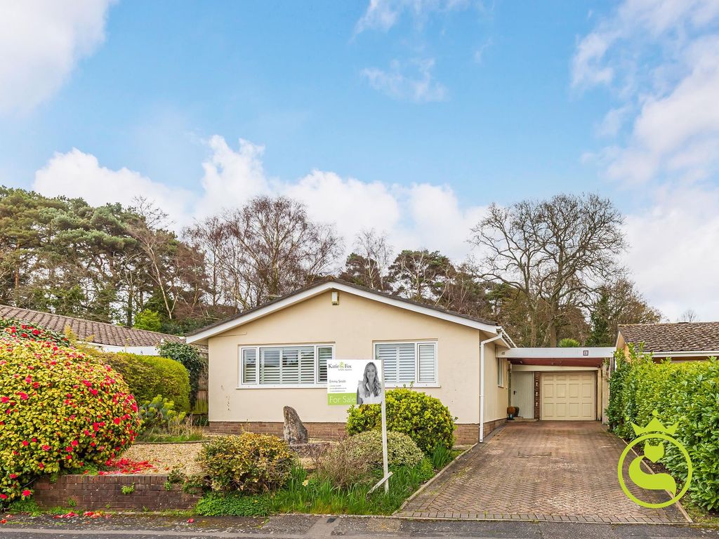 3 bed detached bungalow for sale in Jennings Road, Poole BH14, £750,000