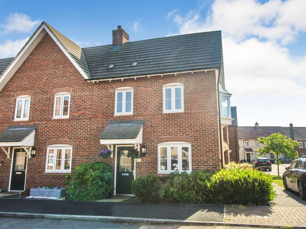 2 bed end terrace house to rent in Baker Drive, Kempston, Bedford MK42 Zoopla