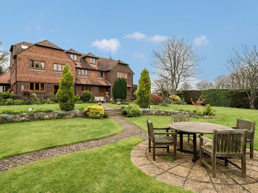 6 bed detached house for sale in Nutbourne Lane, Nutbourne, Pulborough