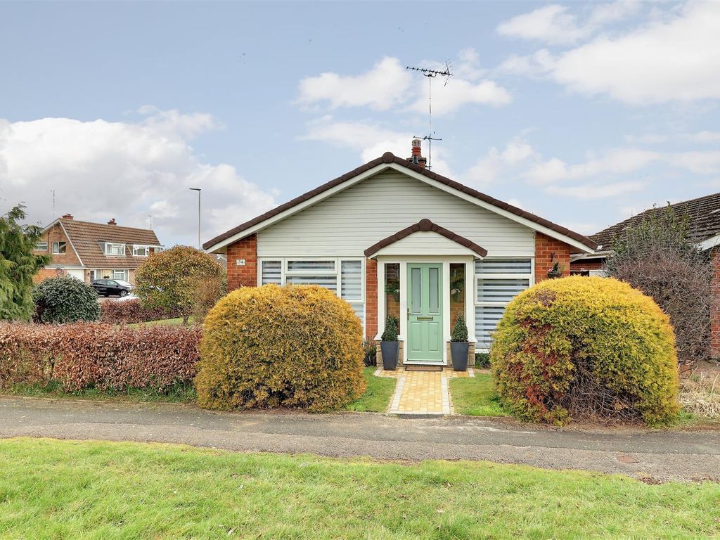 2 bed detached bungalow for sale in Long Mynd Avenue, Up Hatherley