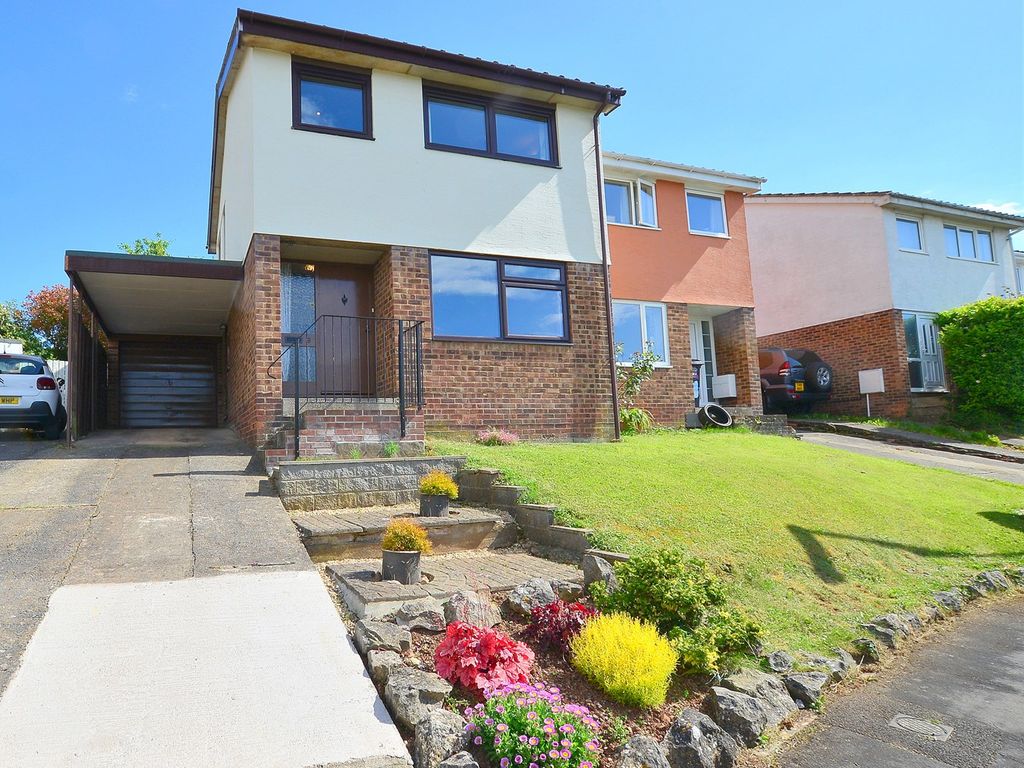 3 bed semidetached house for sale in Willow Drive, Hutton, Weston