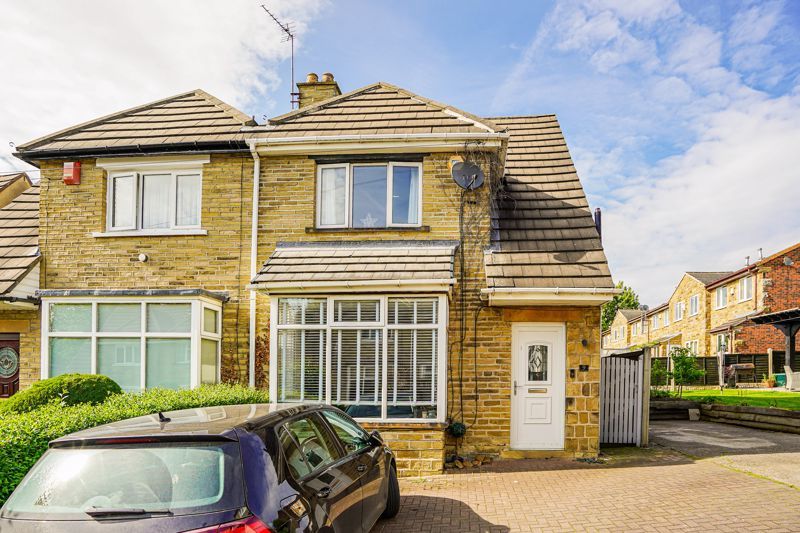 3 bed semidetached house for sale in 9 Fairfield Crescent, Dewsbury