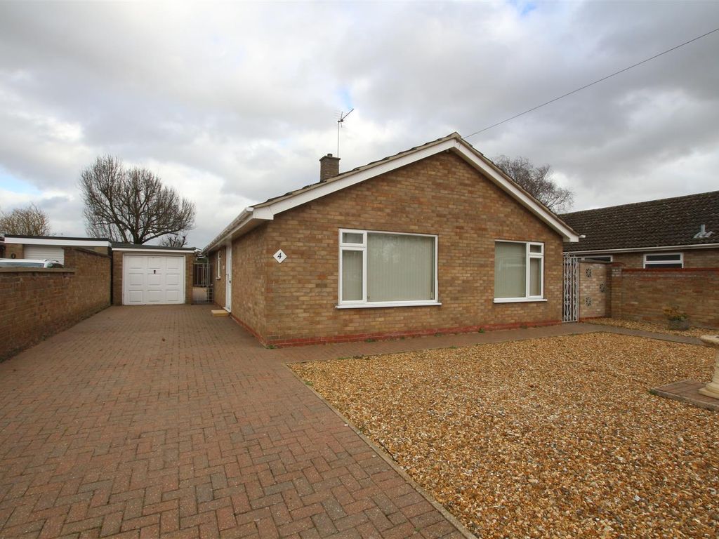 3 bed detached bungalow for sale in Thorn Close, Soham, Ely CB7 Zoopla
