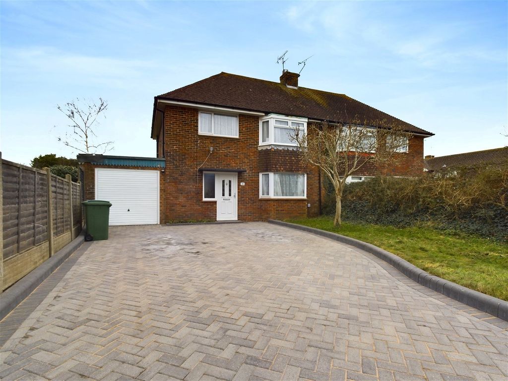 3 bed semidetached house for sale in St. Maurs Road, Ferring, Worthing