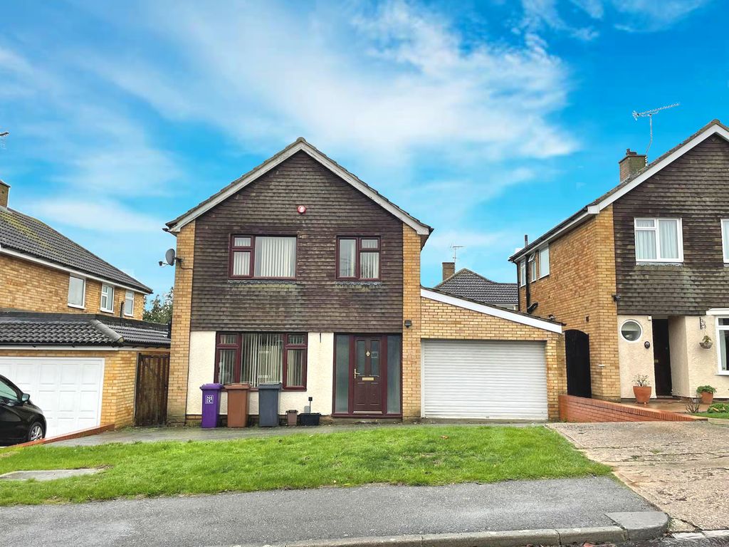 3 bed detached house to rent in Millard Way, Hitchin SG4 Zoopla