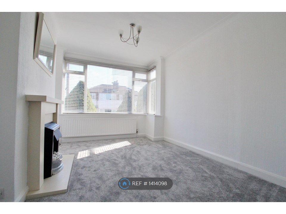 3 bed semidetached house to rent in Vesper Gate Crescent, Leeds LS5