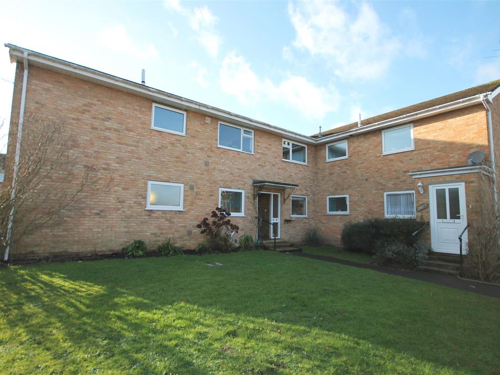 2 bed flat to rent in Beckhampton Road, Hamworthy, Poole BH15 Zoopla