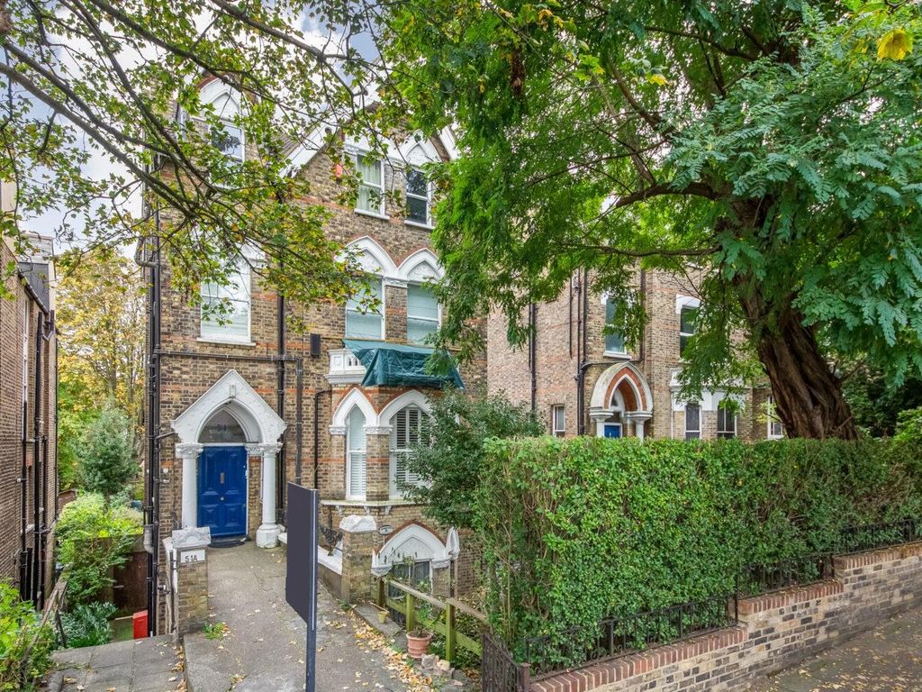 2 bed for sale in Westwood Hill, Sydenham, London SE26, £