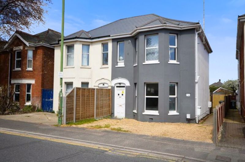 2 bed flat for sale in Talbot Road, Bournemouth BH9, £205,000 Zoopla