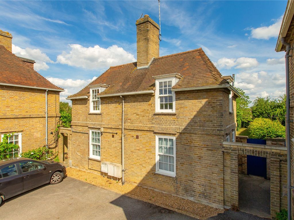 2 bed detached house for sale in Howes Place, Cambridge CB3 Zoopla