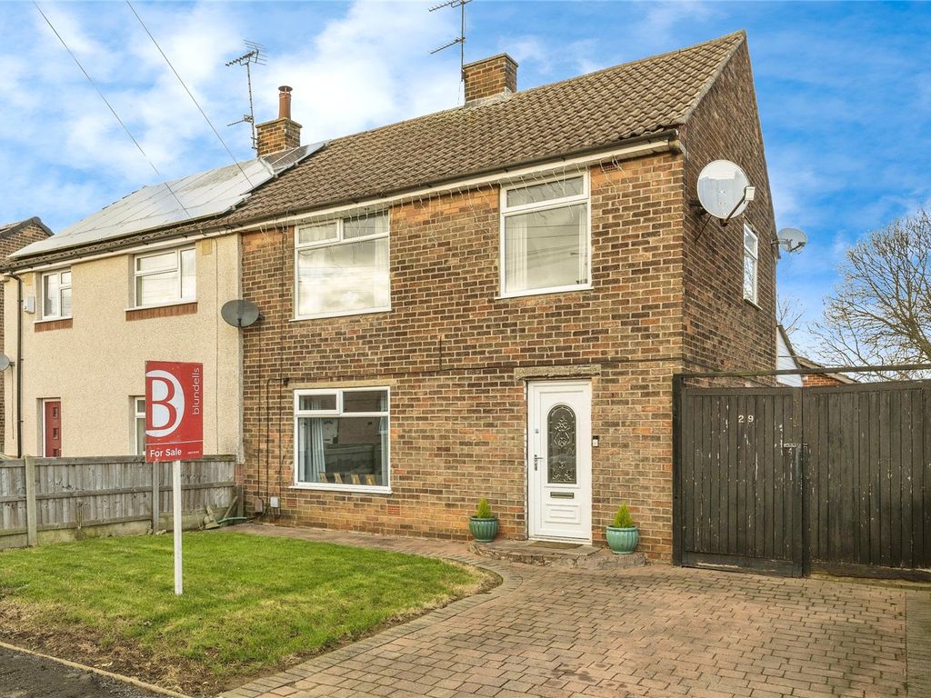 3 bed semidetached house for sale in Woodside Road, Doncaster, South