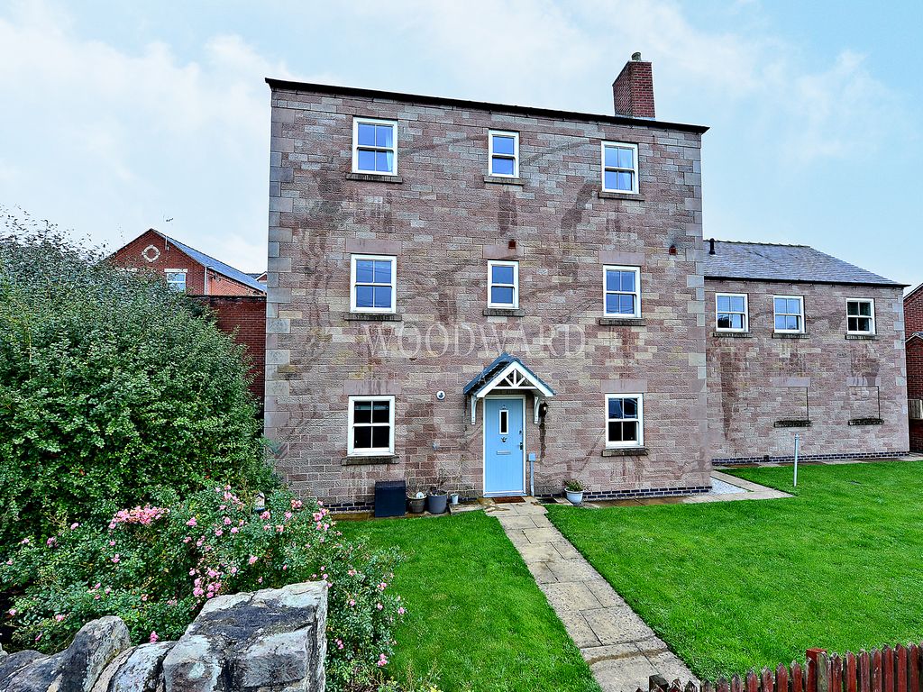 2 bed flat for sale in Penn Street, Belper DE56, £160,000 Zoopla