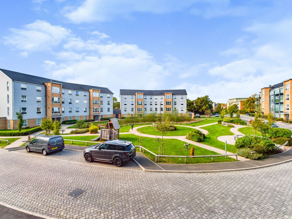 Chalcraft Court, Chertsey KT16