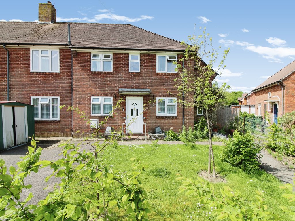 3 bed for sale in Cranford Road, Petersfield GU32 Zoopla