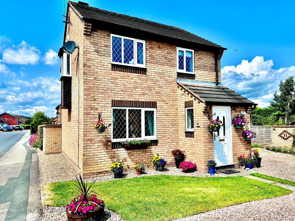 3 bed detached house for sale in Pasture Way, Sherburn In Elmet, Leeds LS25, £270,000 Zoopla