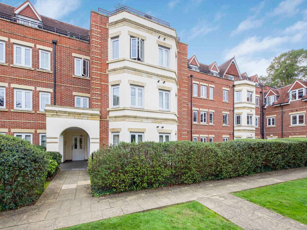 The Cloisters, Guildford, Surrey GU1  