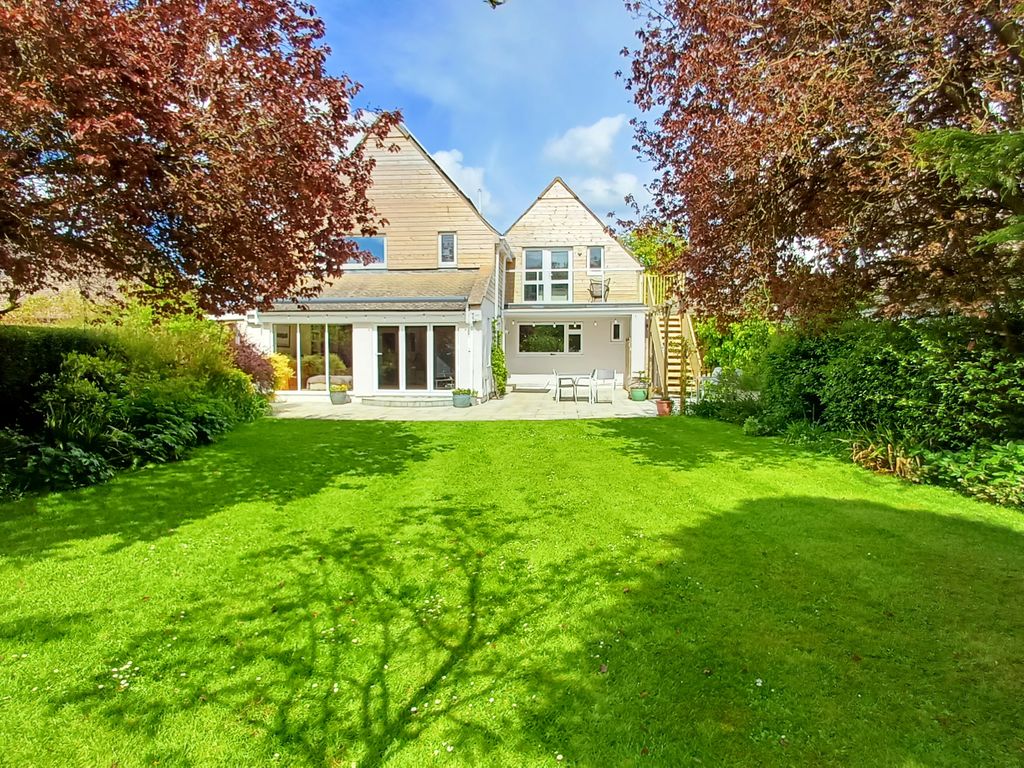 7 bed detached house for sale in Burford Road, Chipping Norton OX7, £