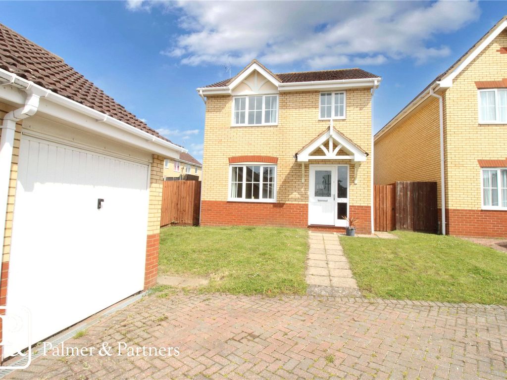 3 bed detached house for sale in St. Agnes Way, Kesgrave, Ipswich