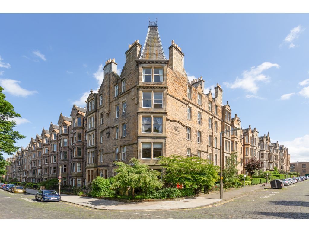 2 bed flat to rent in Warrender Park Terrace, Marchmont, Edinburgh EH9