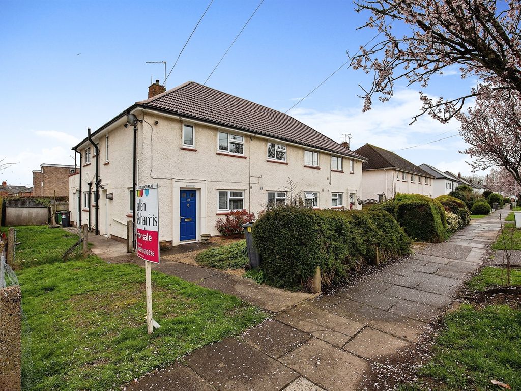 2 bed for sale in PenYDre, Rhiwbina, Cardiff CF14 Zoopla