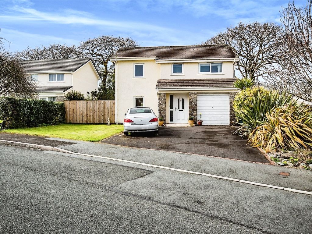 4 bed detached house for sale in Nyth Gwennol, Saundersfoot SA69, £