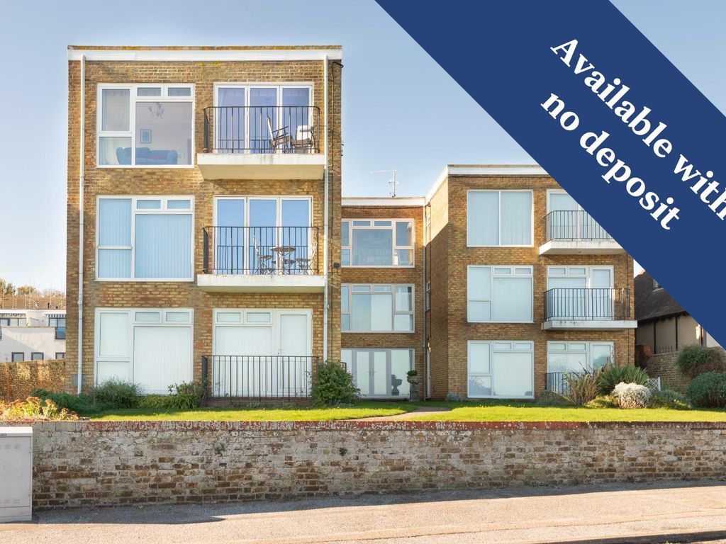 2 bed flat to rent in Bedford Court, Eastern Esplanade, Broadstairs