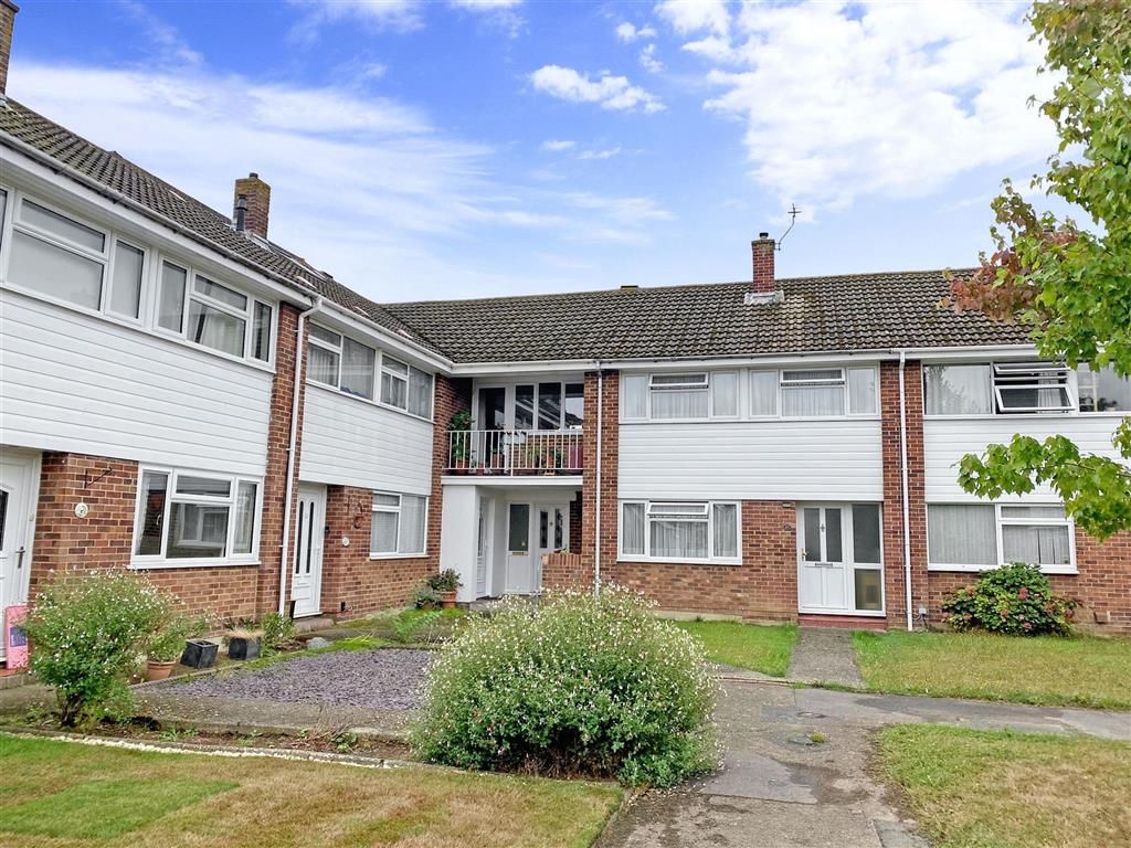 2 bed flat for sale in Forest Road, Paddock Wood, Tonbridge, Kent TN12