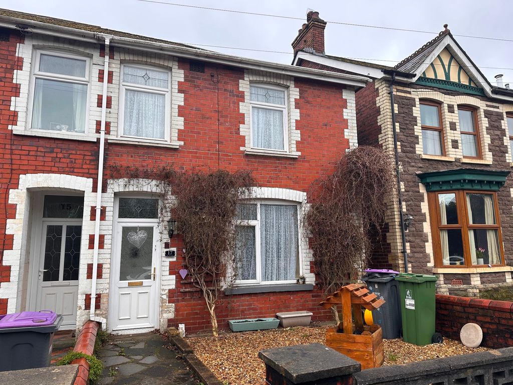 3 bed end terrace house for sale in The Highway, New Inn, Pontypool NP4