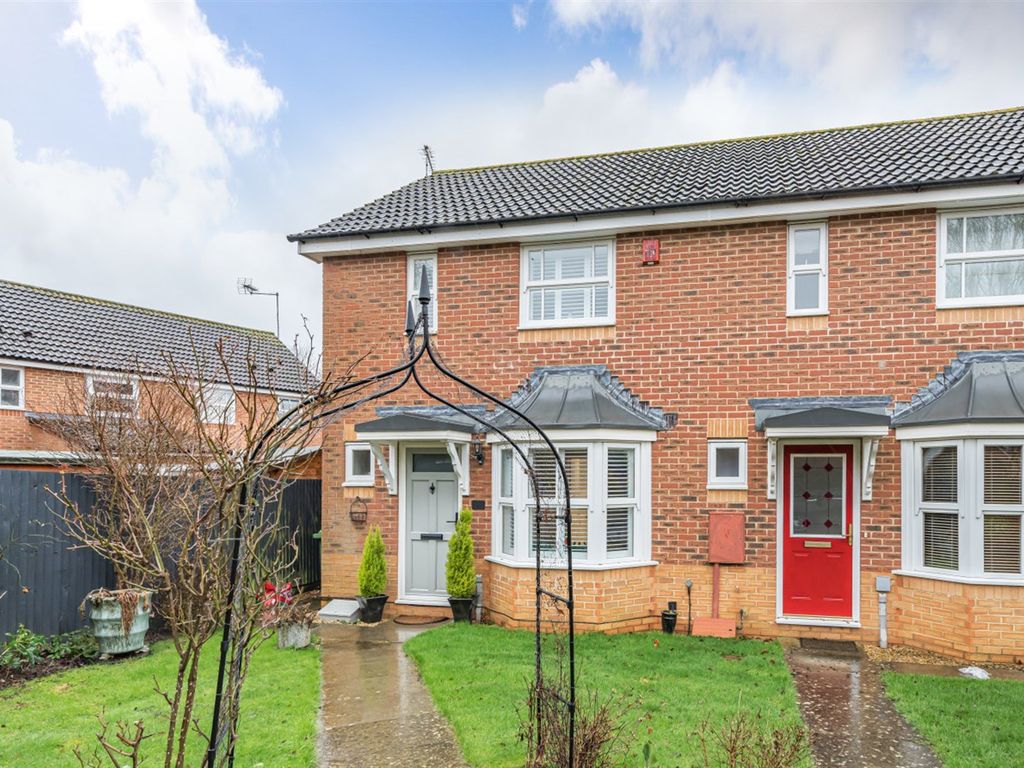 2 bed semidetached house for sale in 44 Elgar Way, Horsham, West