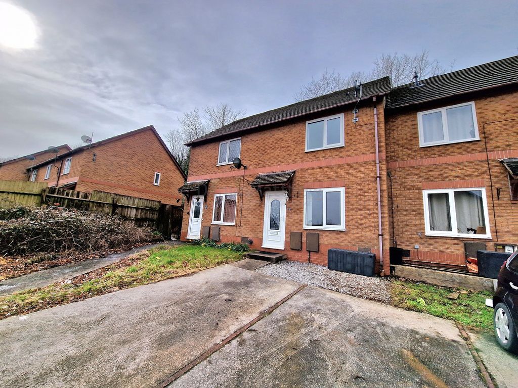 2 bed terraced house to rent in St. Michaels Way, Brackla, Bridgend