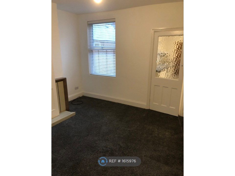 1 bed flat to rent in Other Rd, Redditch B98 Zoopla