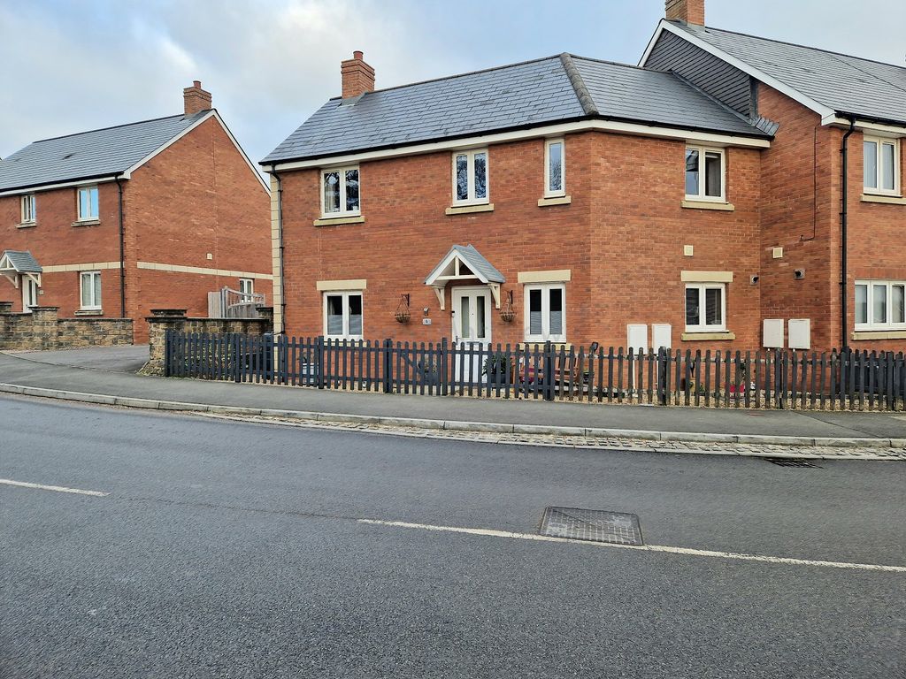 3 bed end terrace house for sale in Trem Gwlad Yr Haf, Coity, Bridgend